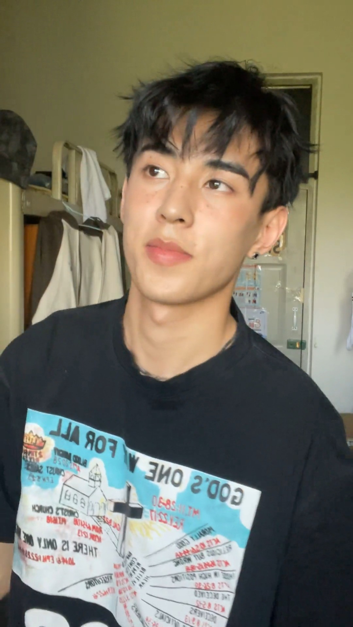 在干嘛?笨蛋帅哥原相机