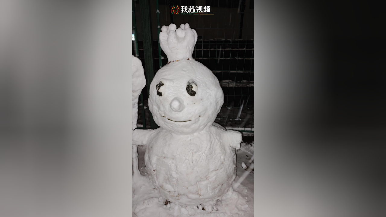 南京下雪大學生們整活上演花式堆雪人