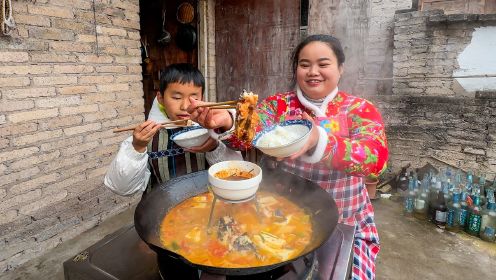 酸汤鱼，贵州特色风味火锅，酸辣下饭，冬天吃特别香