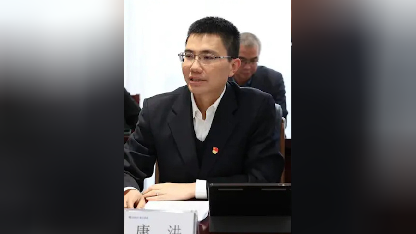 康洪任格力集团党委书记,董事长