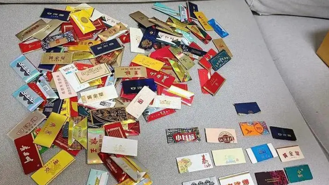 孩子沉迷"烟卡游戏"家长忧心:攀比心态严重,没钱的四处捡烟盒