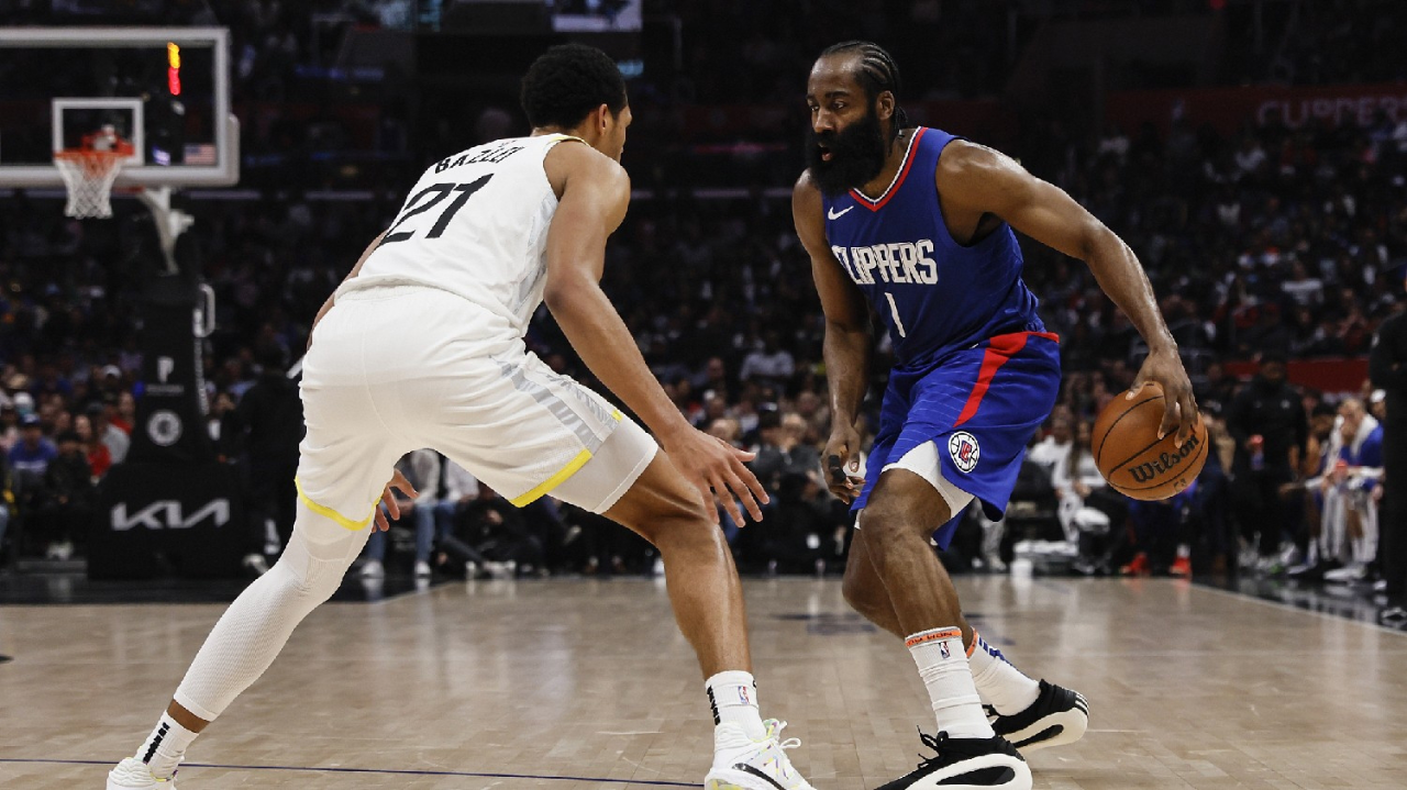 快船魔术师!哈登13 10 15:极致全能表演拆解爵士防守,太秀了