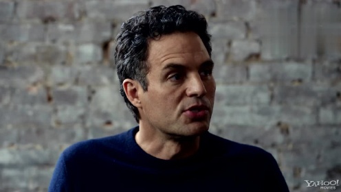 感谢分享首曝预告片绿巨人马克恋上小辣椒