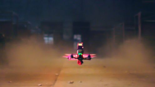 无人机竞速为什么刺激：就像长了翅膀 有了“身外化身”