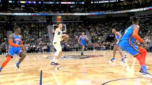 《NBA全场集锦》这突破简直强硬 海耶斯独占双雄快攻上篮建功