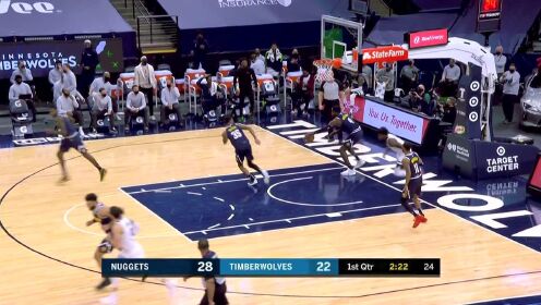 《NBA全场集锦》状元郎开场首秀 穿越围阻飞身扣篮