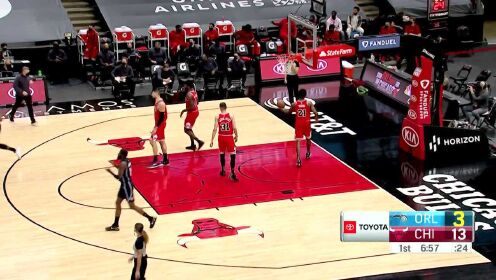 《NBA全场集锦》一步也不想多走 哈里斯急停三分洞穿球网