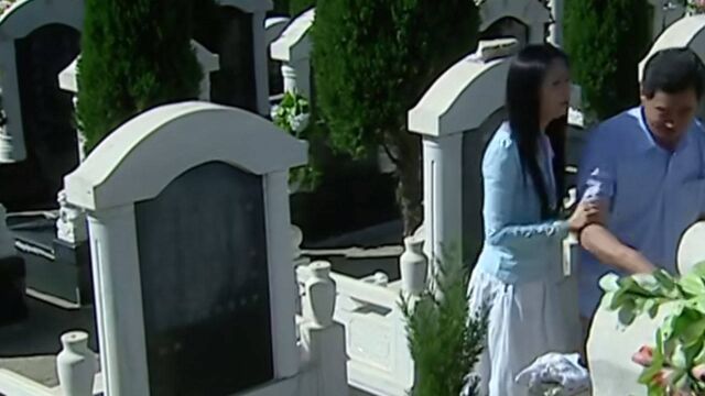 《真情母子》第22集02:戴纯真的死了?蓝婧伤心不已