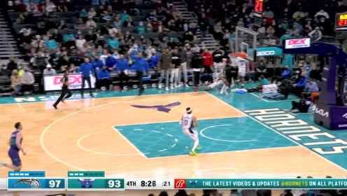《NBA全场集锦》默契十足 萨格斯助飞汉普顿漂移扣篮 