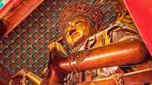 世界上最大最重的木雕佛像：千手千眼的观世音菩萨