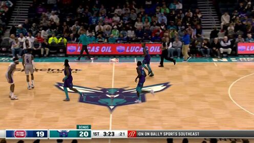 《NBA全场集锦》观众的视觉盛宴！ 黄蜂马丁活塞迪亚洛上演扣篮大赛比分不分上下