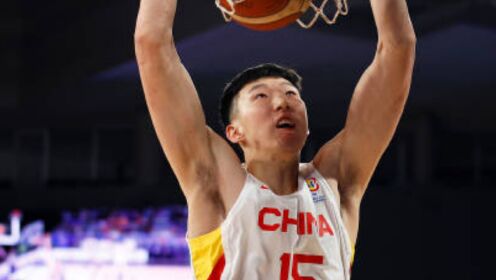 《中国男篮》中国队五佳球 周琦双臂暴扣孙铭徽上演华丽妙传