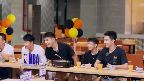 篮板青春第3季_《篮板青春3》第5期：杨鸣喜提公主抱_《篮板青春3》第5期：杨鸣喜提公主抱_学霸付靖博登场！郑诚神助攻压力给到杨鸣_高清 ...