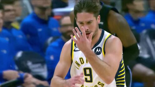 《NBA全场集锦》忍不住看了看自己神奇的小手 麦康奈尔左手上篮稳稳命中