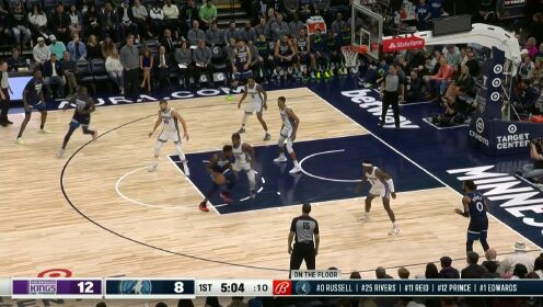 《NBA全场集锦》身体天赋肉眼可见 萨博尼斯篮下假动作戏耍防守强起上篮
