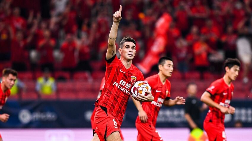 中超奥斯卡点球梅开二度上海海港主场21逆转南通支云