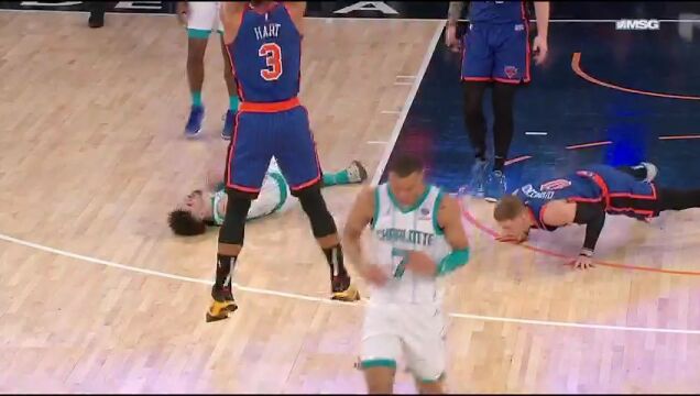 NBA常规赛：黄蜂vs尼克斯第2节英文原声回放