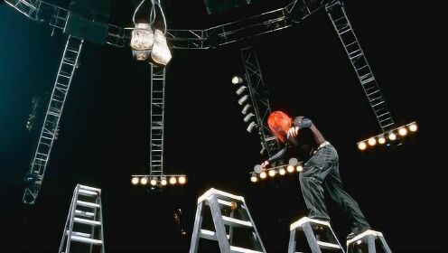 2001摔跤狂热大赛 史上最残酷TLC大战艾吉上演空中飞冲肩
