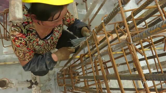 工地用户扎钢筋