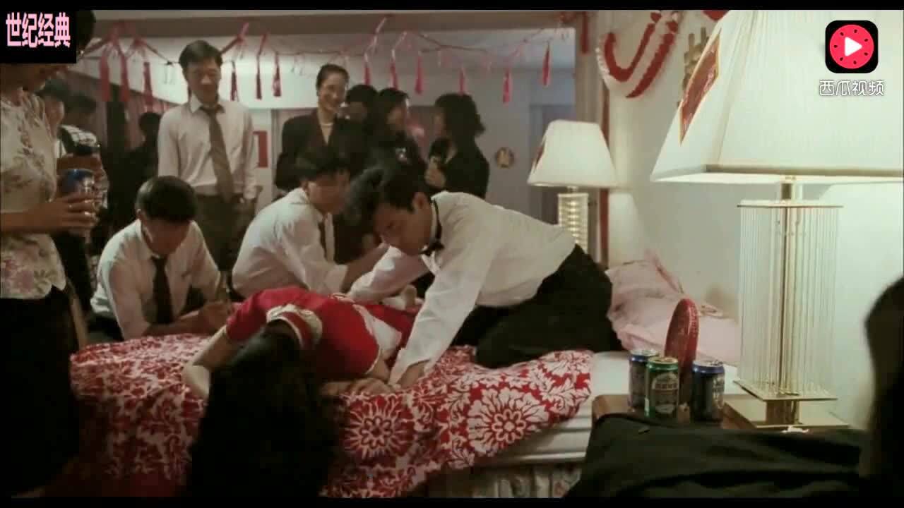 无法直视，这种方式闹洞房闹过头了吧！你的家乡有这种习俗吗？_高清