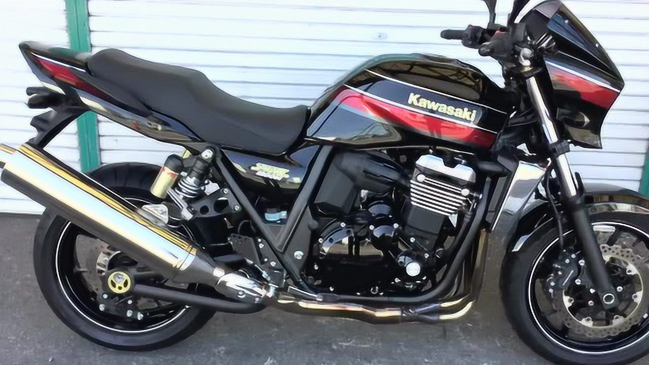 川崎重型街车zrx1200!