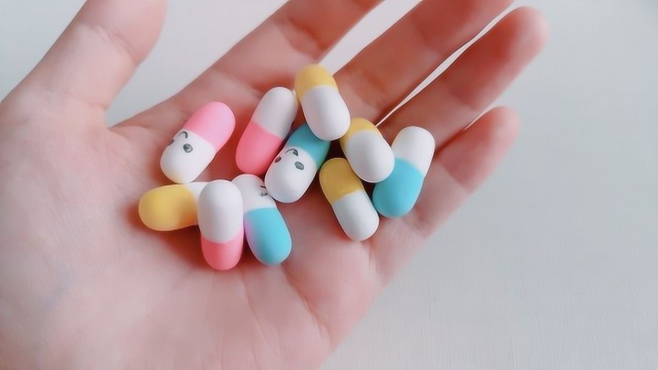 不到1分钟教你制作可爱的粘土药丸,看到这样的药丸你还害怕吃药吗