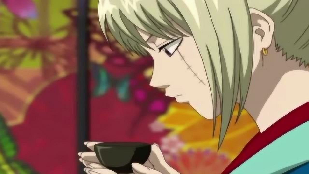 银魂每当月咏喝酒之日就是白夜叉倒霉之时