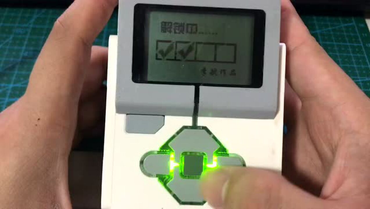 乐高ev3密码锁01——李航作品
