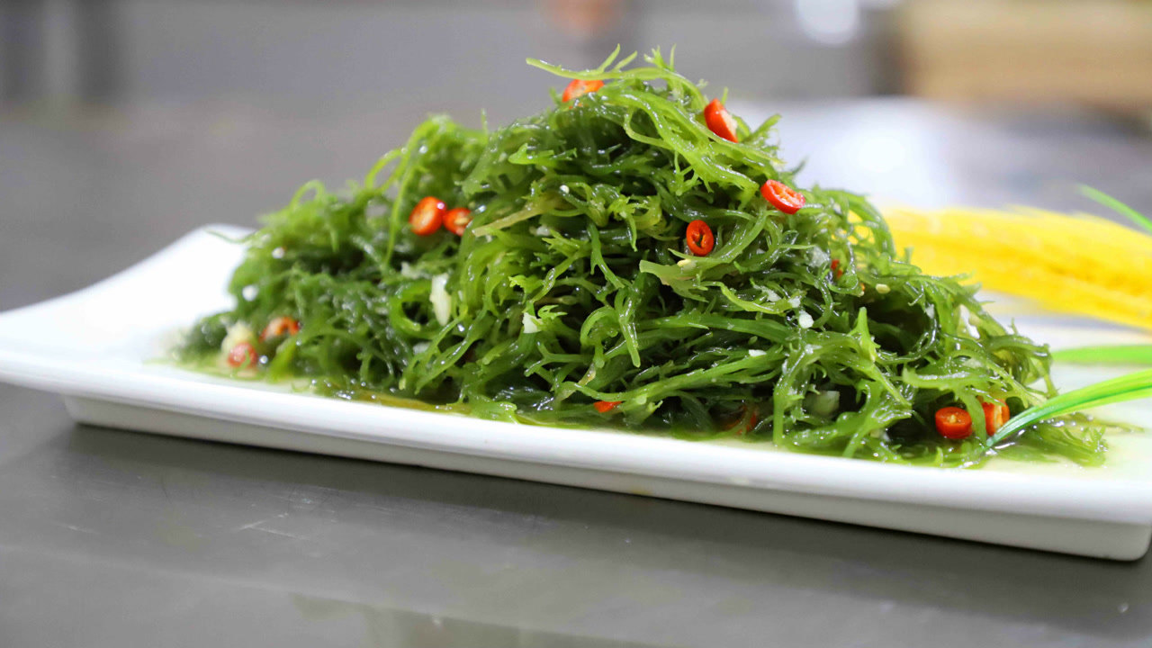 大厨教你凉拌海藻,酸辣又爽口