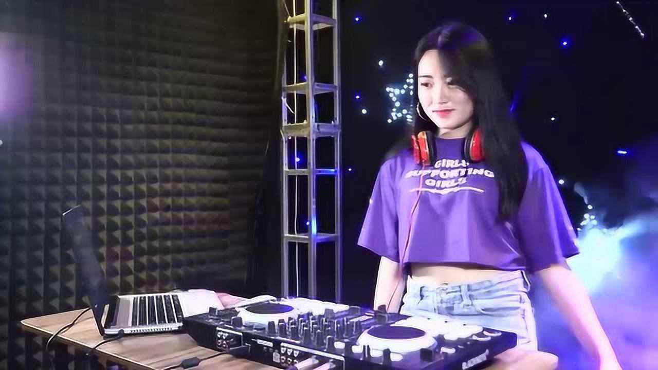 美女dj现场打碟歌曲大中国歌词融合了全国各地民谣的特色