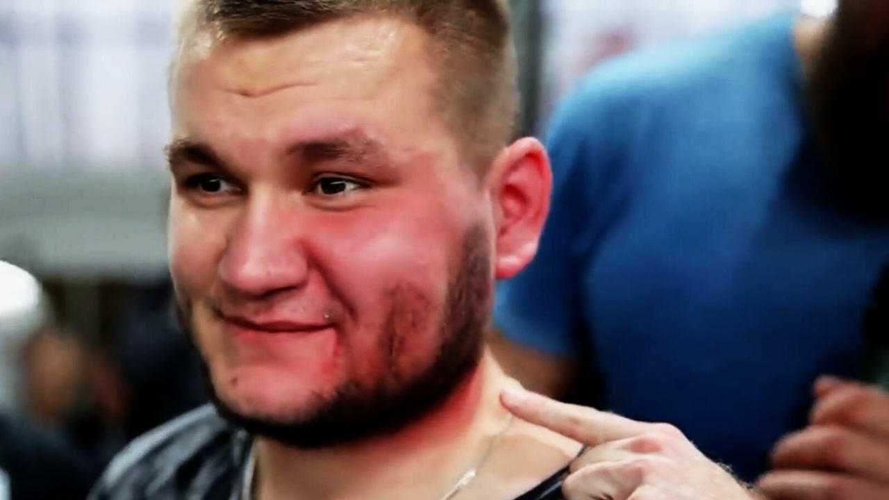 俄罗斯奇葩扇耳光比赛一个个被打的面部红肿选手却说有2个好处