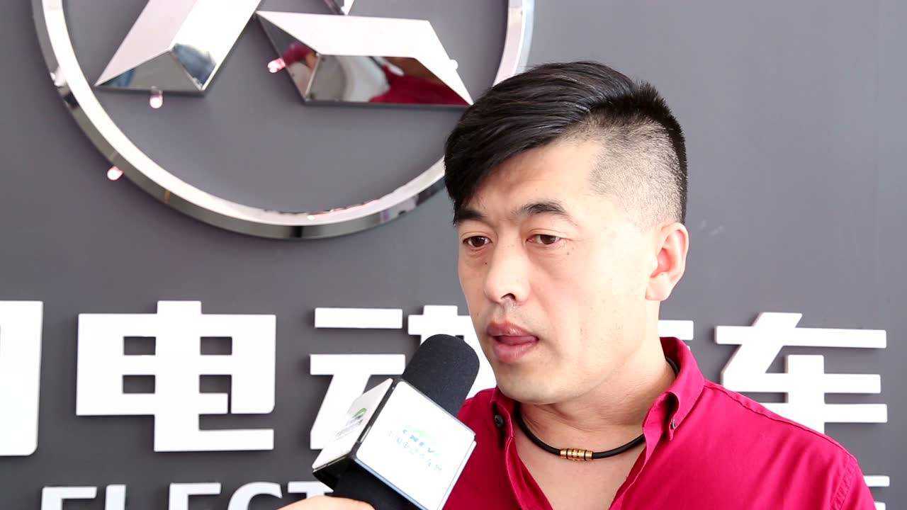 山东鸿日新能源汽车有限公司董事长张建军