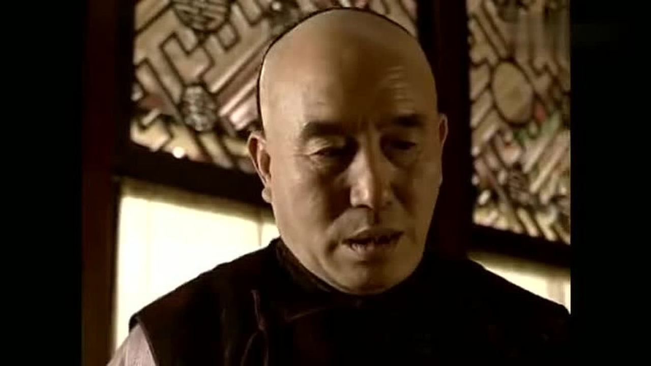 走向共和李莲英说李鸿章的坏话被慈禧训斥自己使劲掌嘴