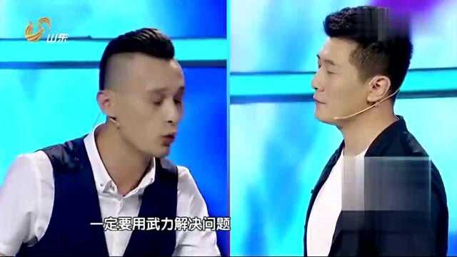 指压板上的“相爱相杀”,金士哲对战秦伯坤,浪漫击打逗乐众人