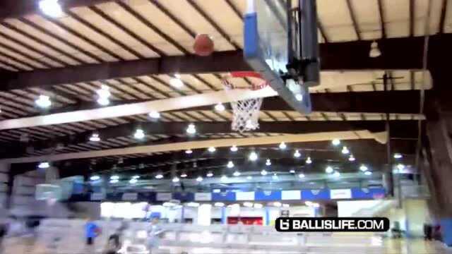 Ballislife早期出品的训练师Tyler