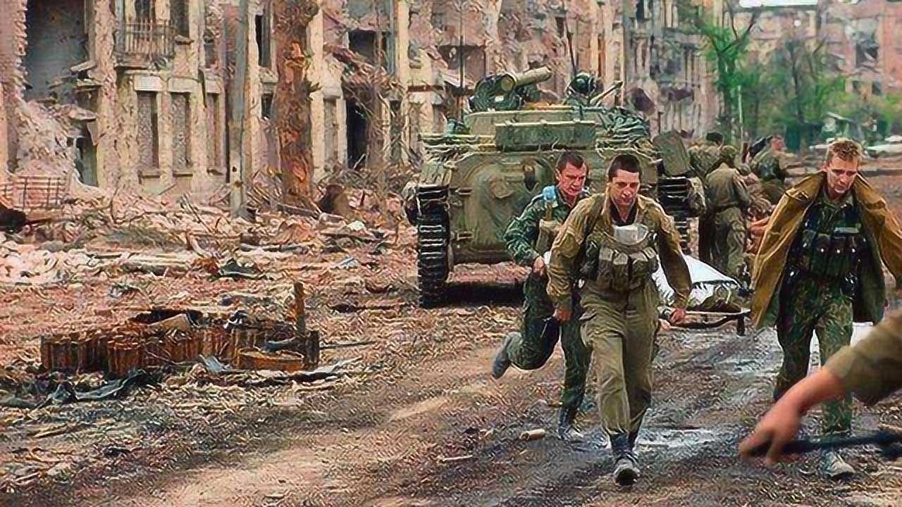 格罗兹尼巷战俄军暴露了啥问题作战方式按部就班