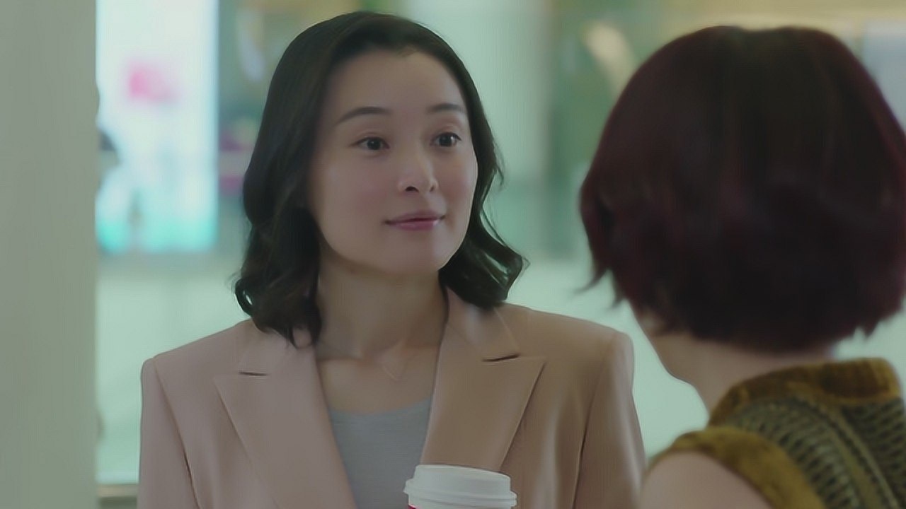 前半生凌玲接到陈俊生来电在子君面前手忙脚乱不愧是第三者