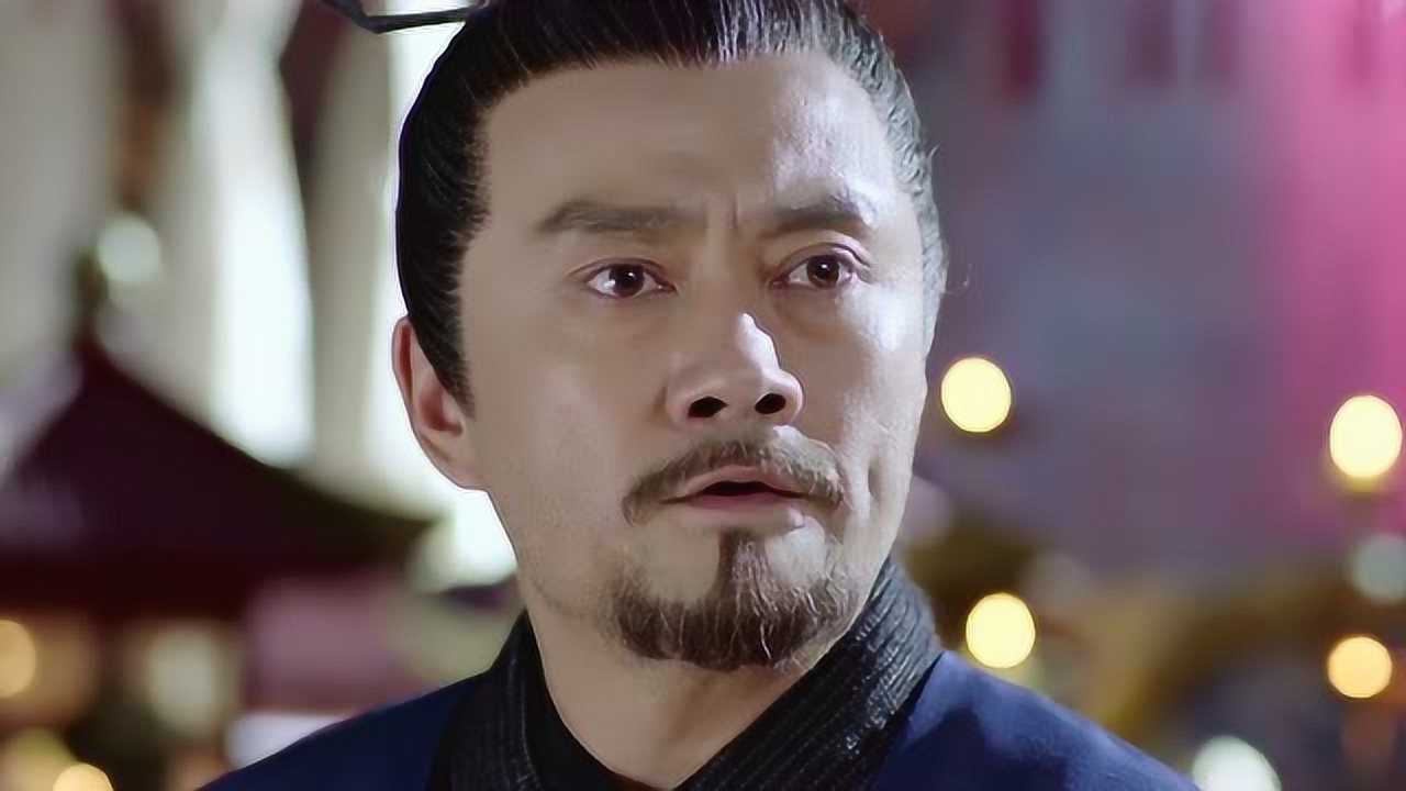 曹卫宇在九州中的表演极其细腻眼中带泪心疼却又坚定