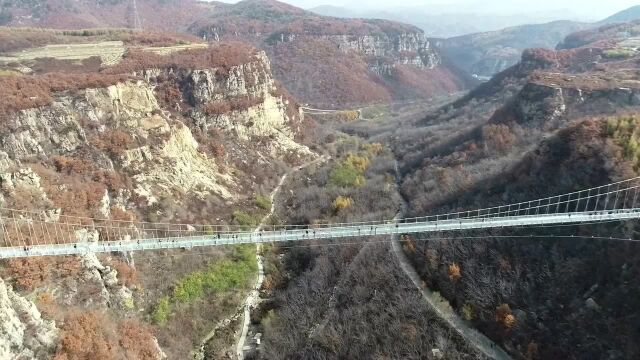 航拍记录 本溪大峡谷之巅 华丽玻璃桥 横跨两座山峰