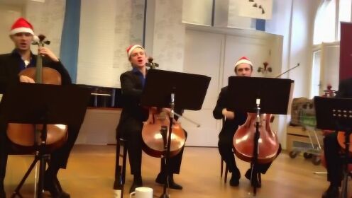 探索布拉格 大提琴四重奏 看小哥们玩的多欢乐