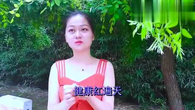 格桑卓玛一首《一路有爱》唱得太好听了,听一遍就喜欢上了!