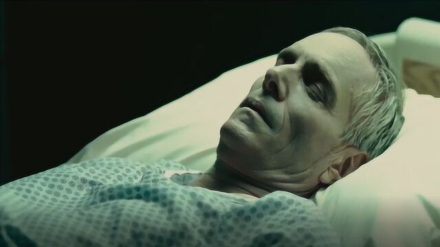 小伙吃下神奇药片,本以为躺着就能赚钱,却遭受了世间无尽痛苦