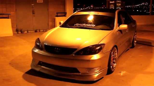 言简意明!Stance Camry