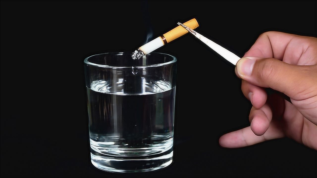 将点燃的"烟头"放进"酒精"里面,能将酒精点燃吗?