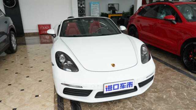 实拍保时捷718 Boxster 红色内饰 十足抢眼