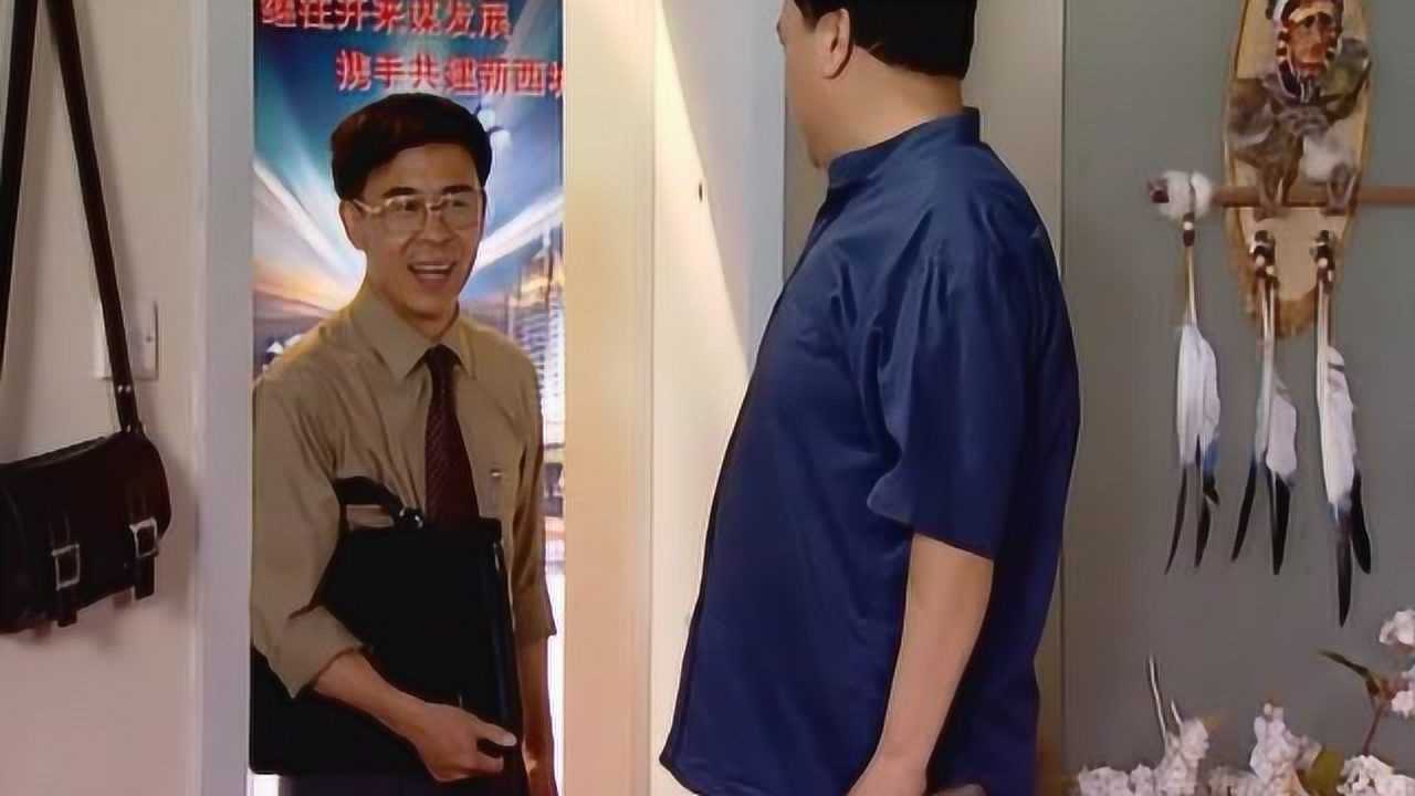 律师来办遗产移交胡一统签完字差点把人家的笔顺走太逗了