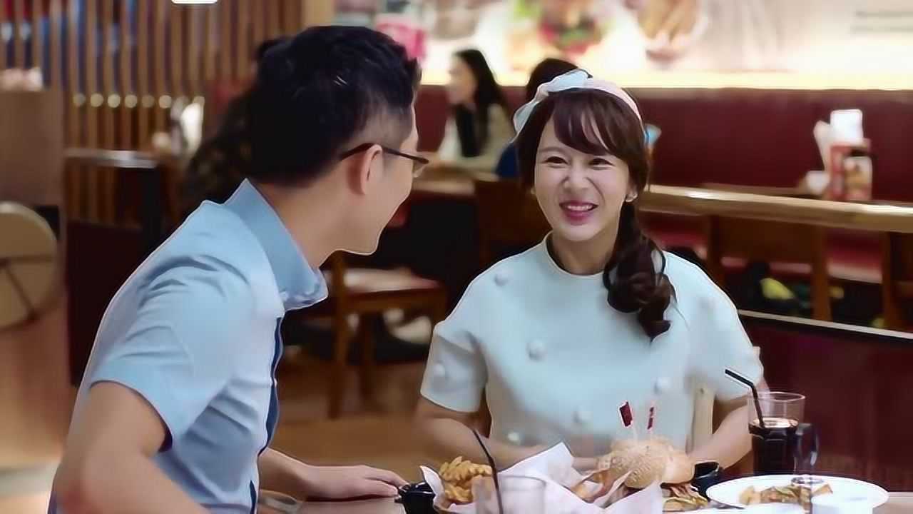 欢乐颂男神喊杨紫吃饭她高兴的壁咚男神一般人扛不住啊