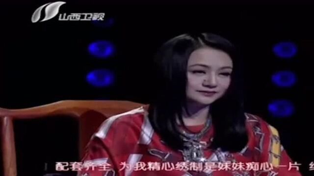 内蒙古长调女王敖特根图雅演唱《花缎袍》,嗓音结实,高亢悠远