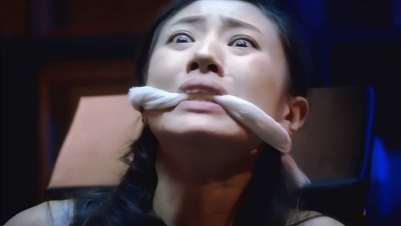 美女被药物控制后，成为光头老师的奴隶！_高清