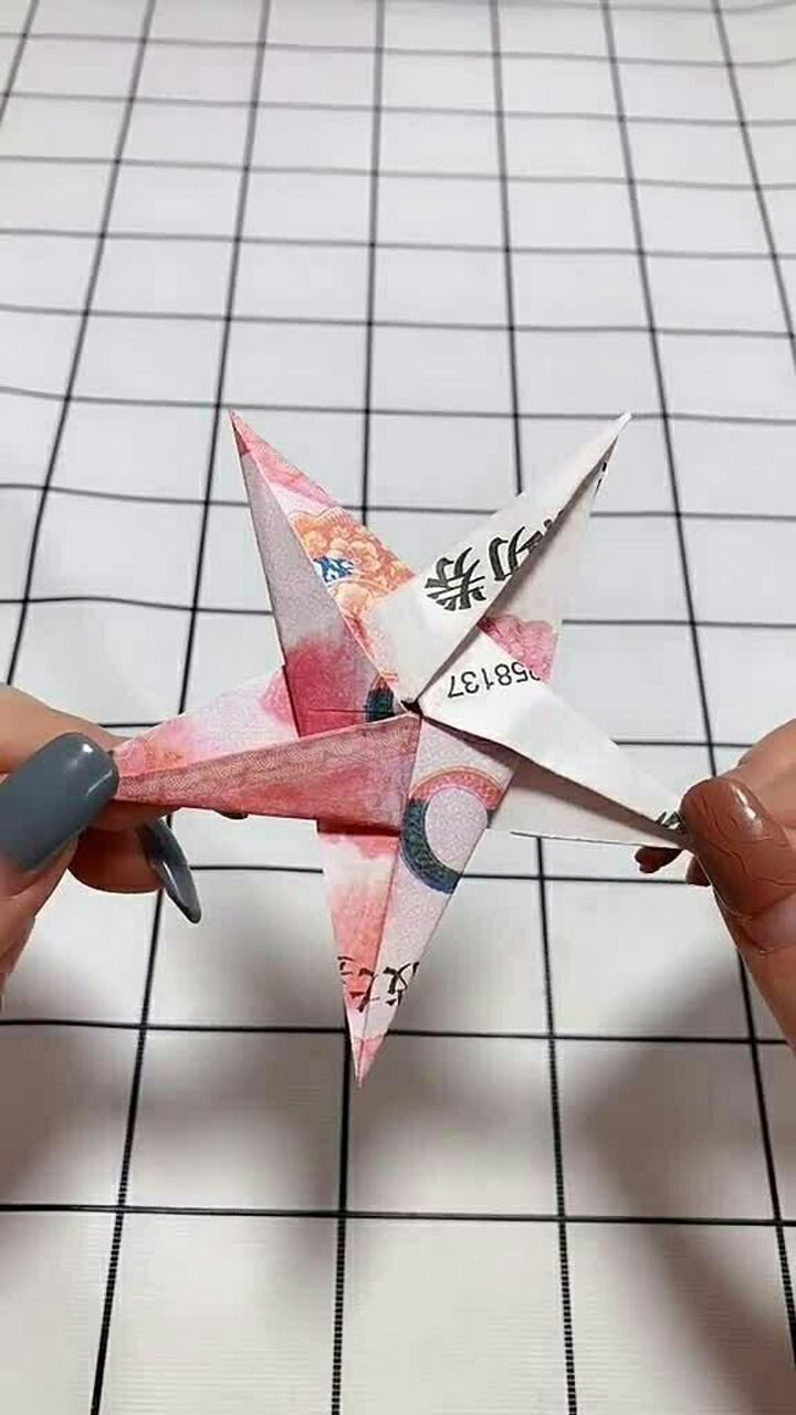 教你们如何叠小星星,很好学的